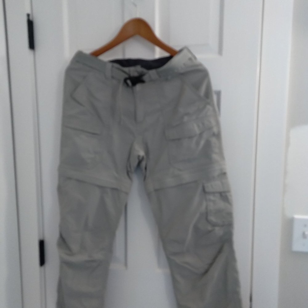 EMS Women's Camp Cargo Zip-Off Pants (Size 6, Khaki)